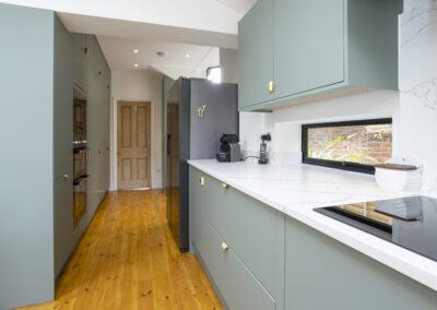 Early Birds | Bespoke Building Company