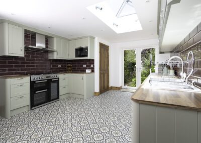 Early Birds | Bespoke Building Company